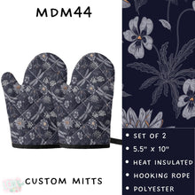 Load image into Gallery viewer, Mama&#39;s Batch Oven Mitts *Preorder (closes 3/17, LC#305)

